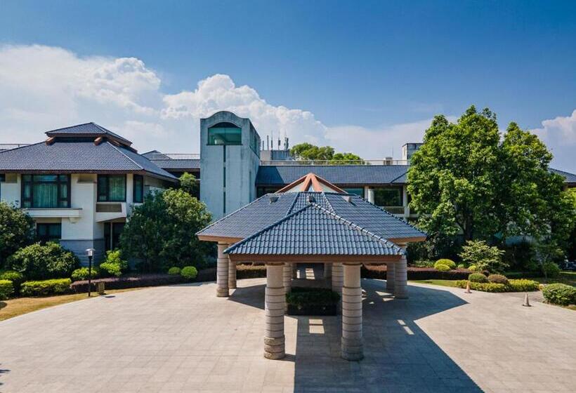 Fotos del hotel The Carp Islet Resort:  18