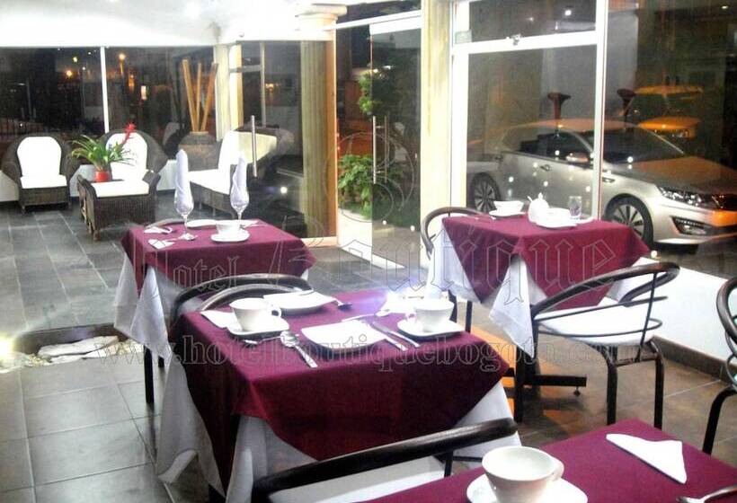 Fotos del hotel Boutique Embajada De La Feria:  13