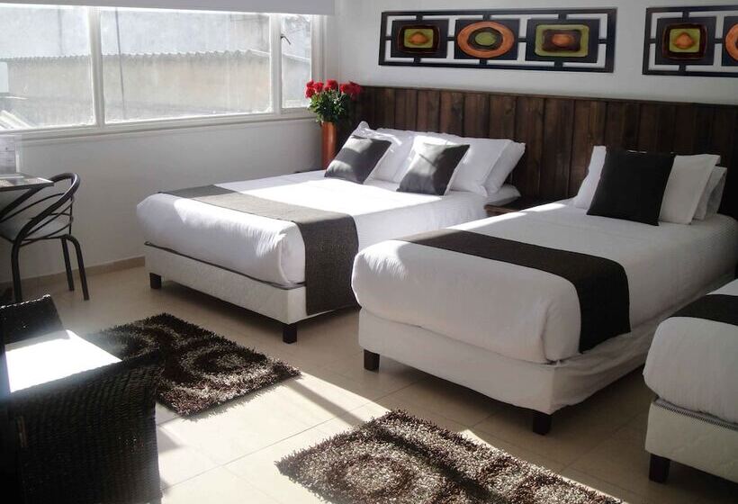 Fotos del hotel Boutique Embajada De La Feria:  16