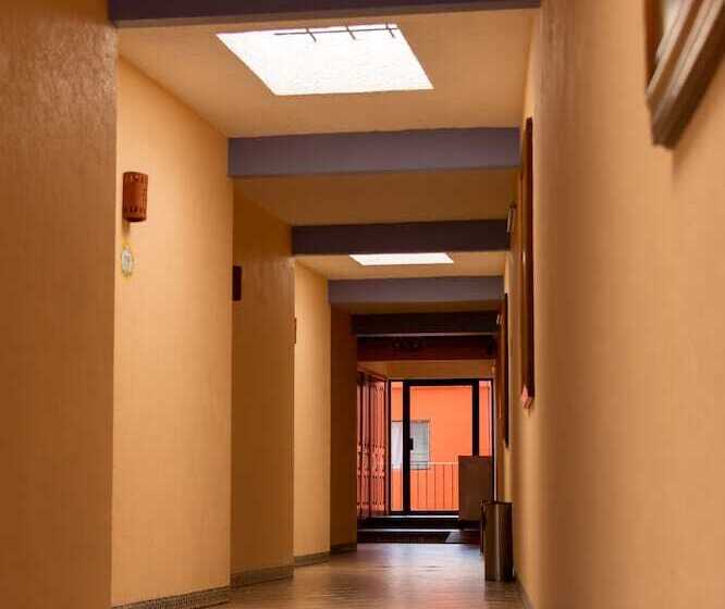 Fotos del hotel Santa Helena Plaza:  11