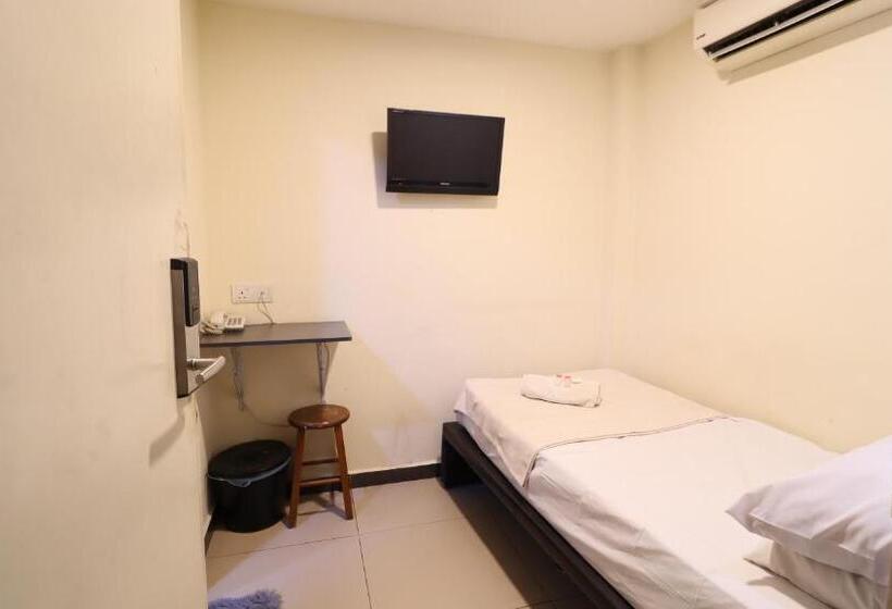 Fotos del hotel Seniman Sentul:  2