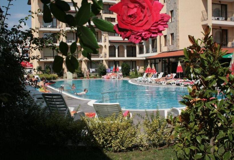 Aparthotel Rose Village