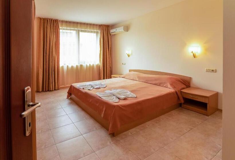 Fotos del hotel Aparthotel Rose Village:  14