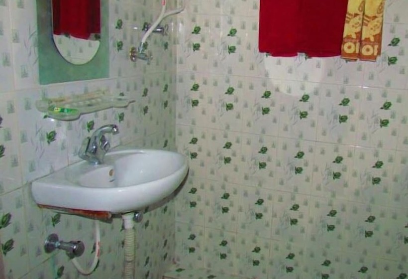 Fotos del hotel Chitwan Gaida Lodge:  16