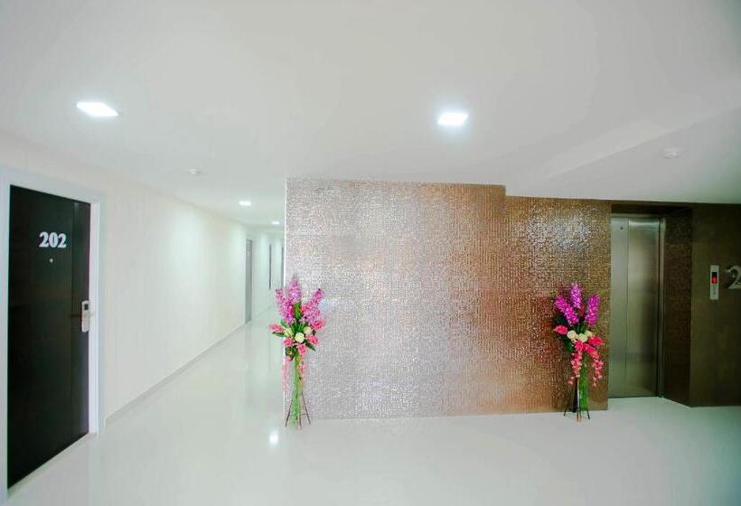 Fotos del hotel Family:  7