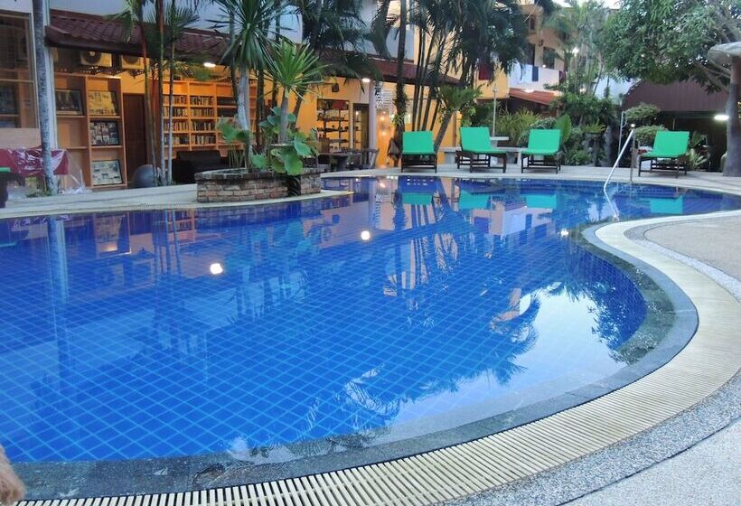 Khaolak Grand City