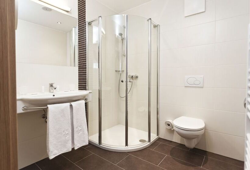 Fotos del hotel Zirngast:  8