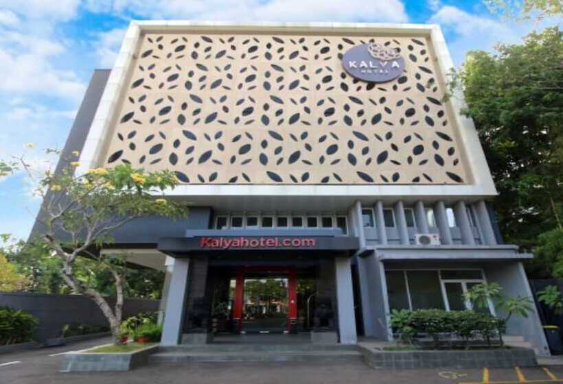 Kalya Hotel