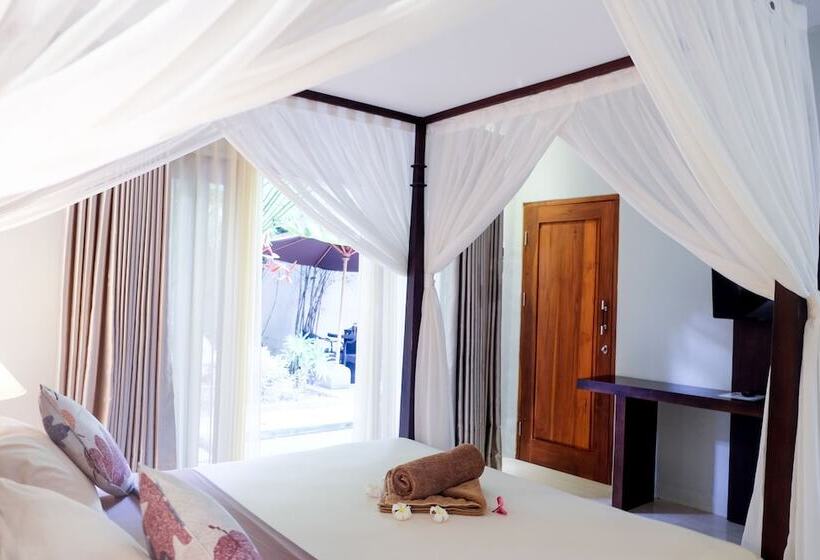 Fotos del hotel Villa Bau Nyale:  25