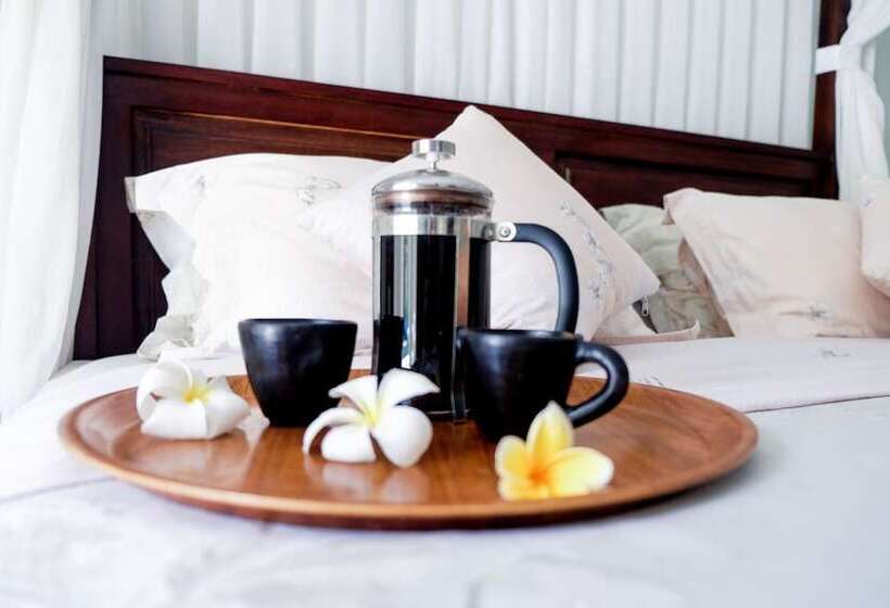 Fotos del hotel Villa Bau Nyale:  24