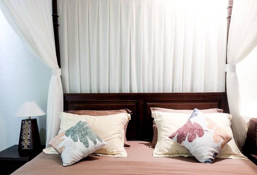 Fotos del hotel Villa Bau Nyale:  20