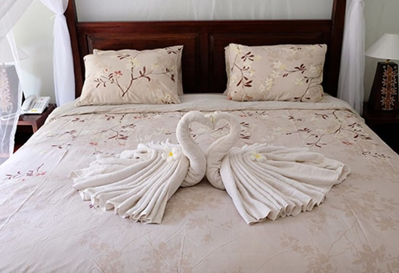 Fotos del hotel Villa Bau Nyale:  21