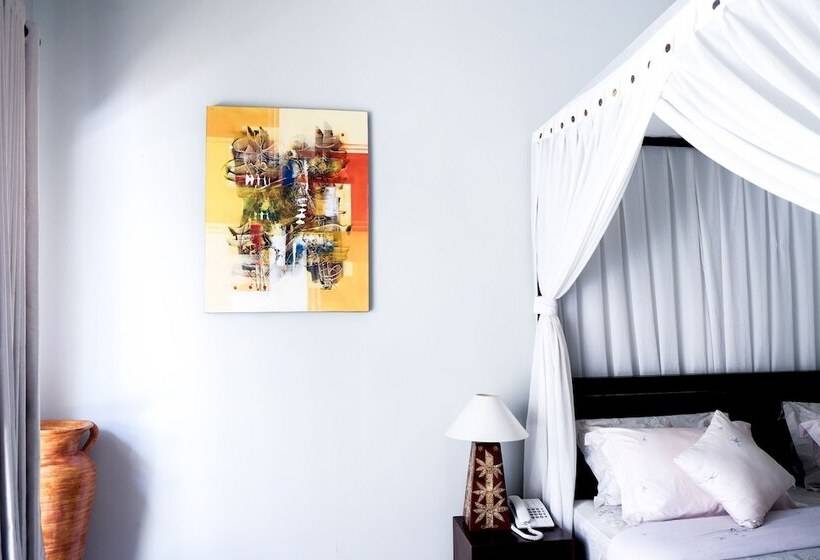 Fotos del hotel Villa Bau Nyale:  2