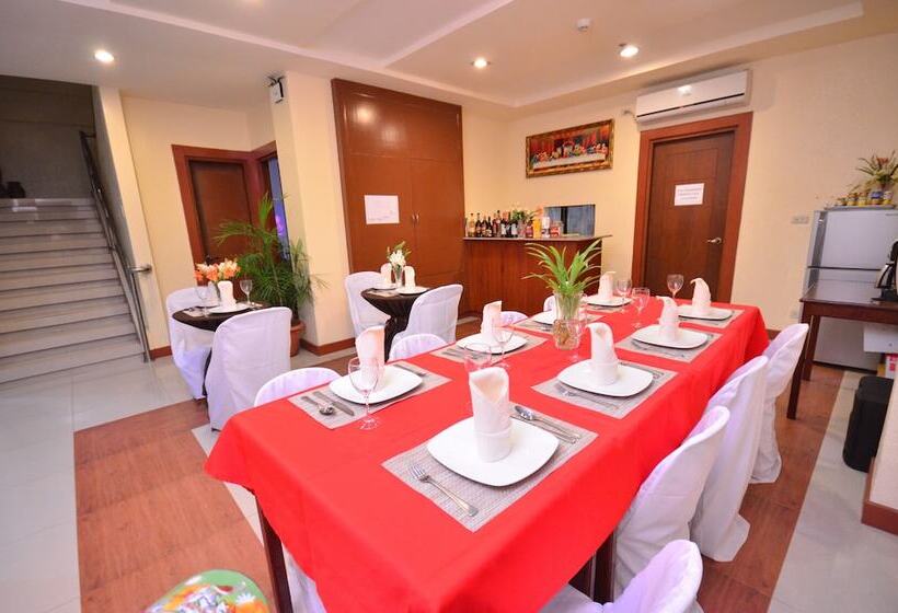 Fotos del hotel Casanas Suites:  12