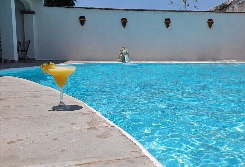 Fotos del hotel Parador Del Cortijo Spa:  3