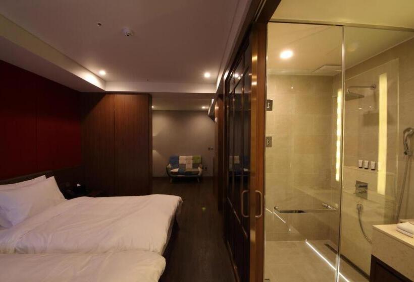 Fotos del hotel Benikea The H:  16