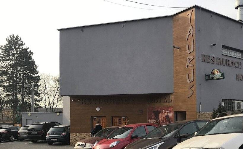 Fotos del hotel Taurus:  8