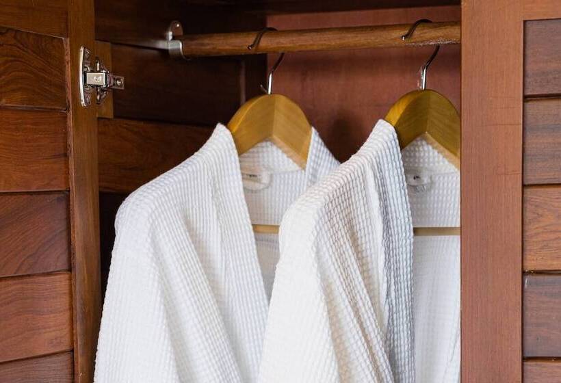 Fotos del hotel Otres Resort:  3