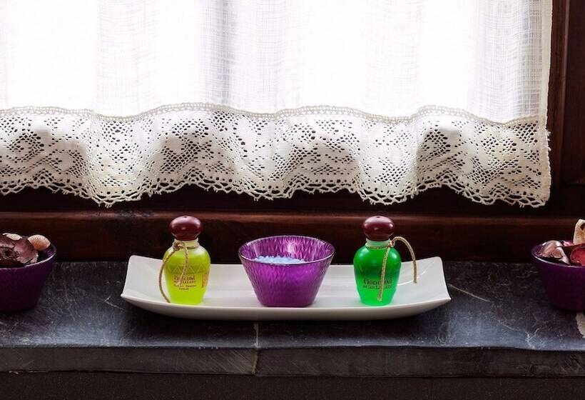 Fotos del hotel La Moncloa De San Lazaro:  6