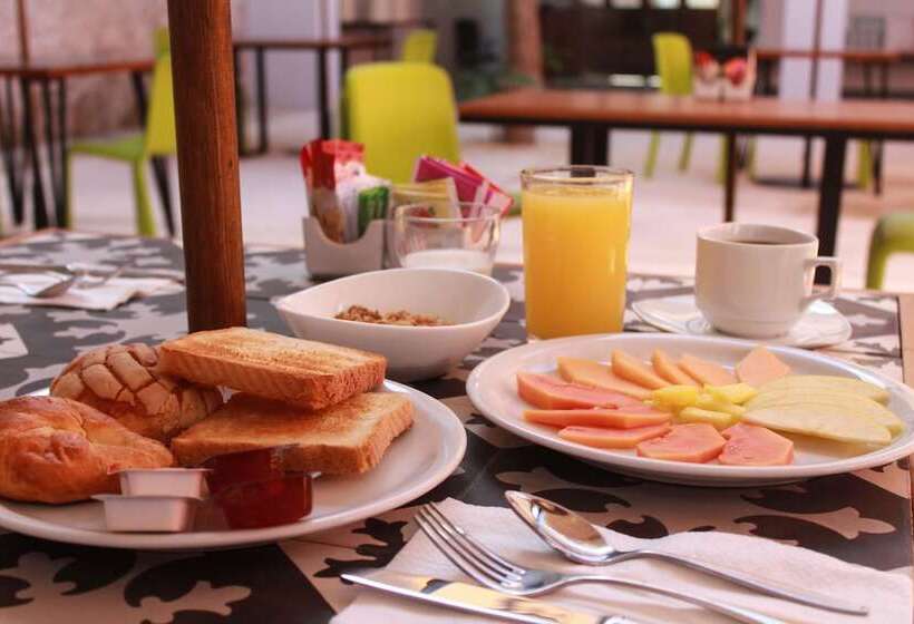 Fotos del hotel Casona 61 By Guru:  16