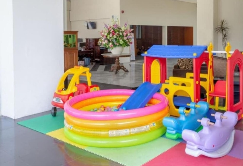 Fotos del hotel Lux Tychi  Malang:  5