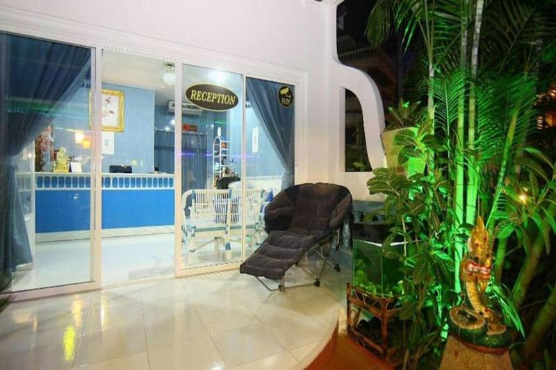 Fotos del hotel Patong Sunbeach Mansion:  14