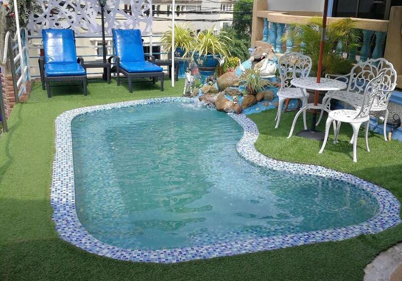 Fotos del hotel Patong Sunbeach Mansion:  11