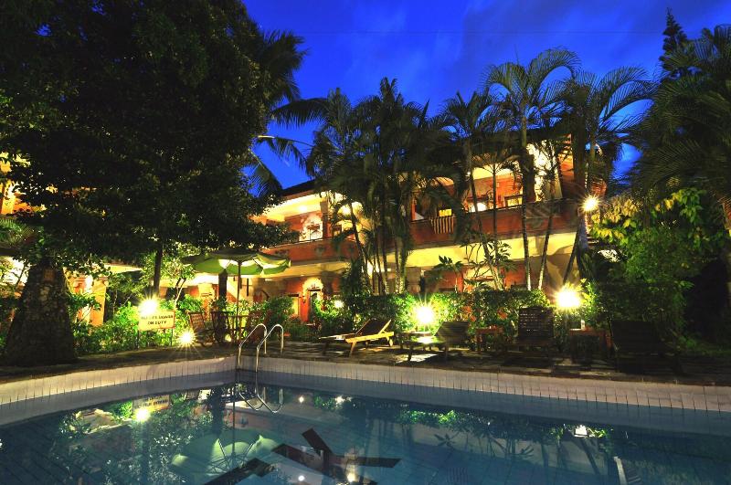 Fotos del hotel Grand Kumala:  9