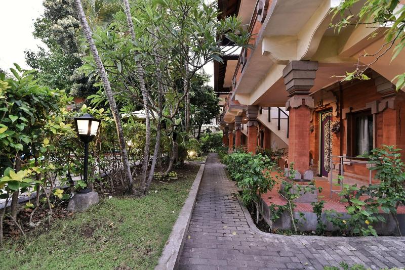 Fotos del hotel Grand Kumala:  15