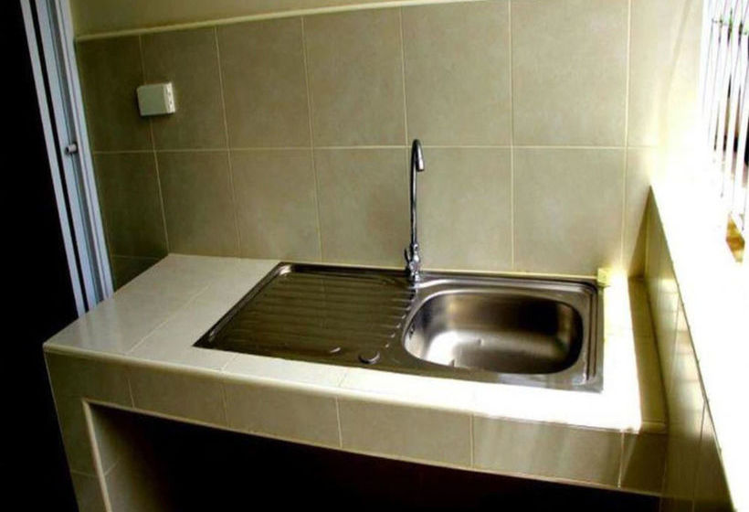 Fotos del hotel Raya Place Kanchanaburi:  5