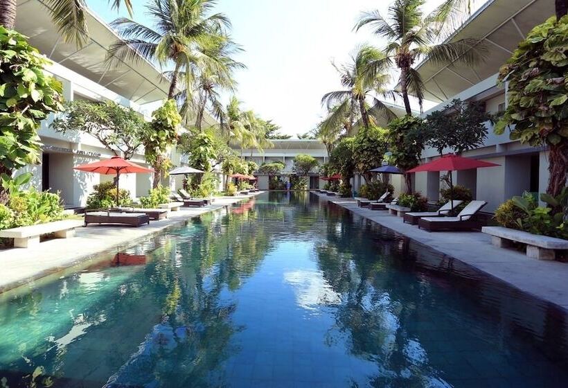 Fotos del hotel Reddoorz Plus Near Kuta Square:  4