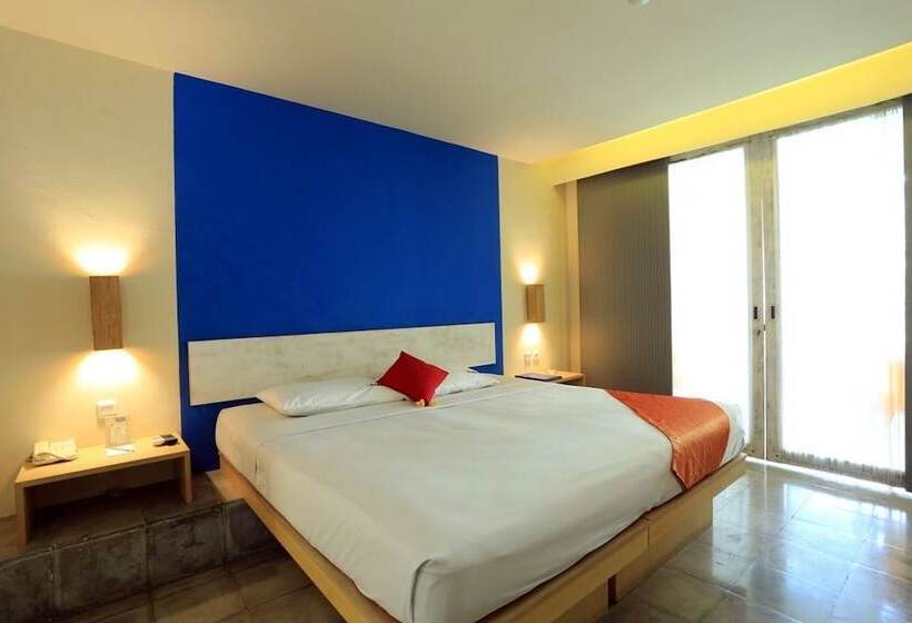 Fotos del hotel Reddoorz Plus Near Kuta Square:  15