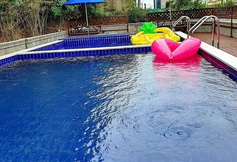 Fotos del hotel Silla Family:  7