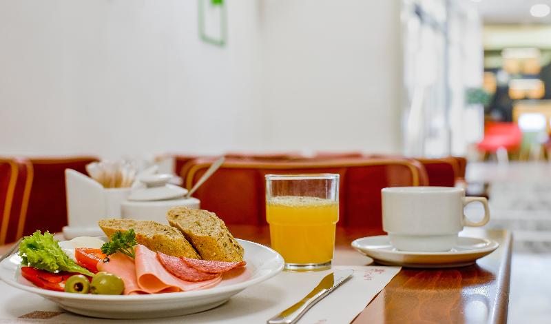 Fotos del hotel Garden Court:  16