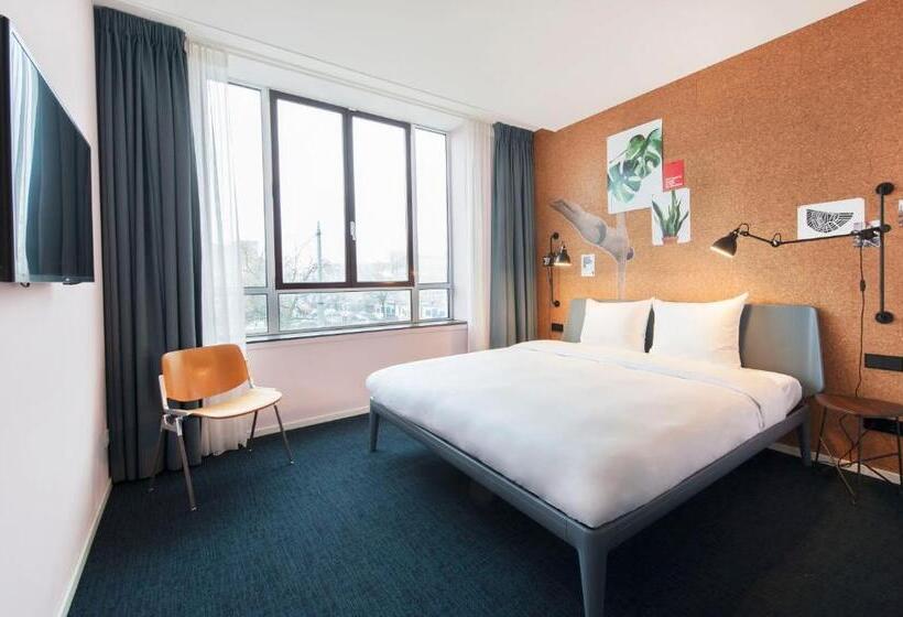 Fotos del hotel Conscious Hotel The Tire Station:  20