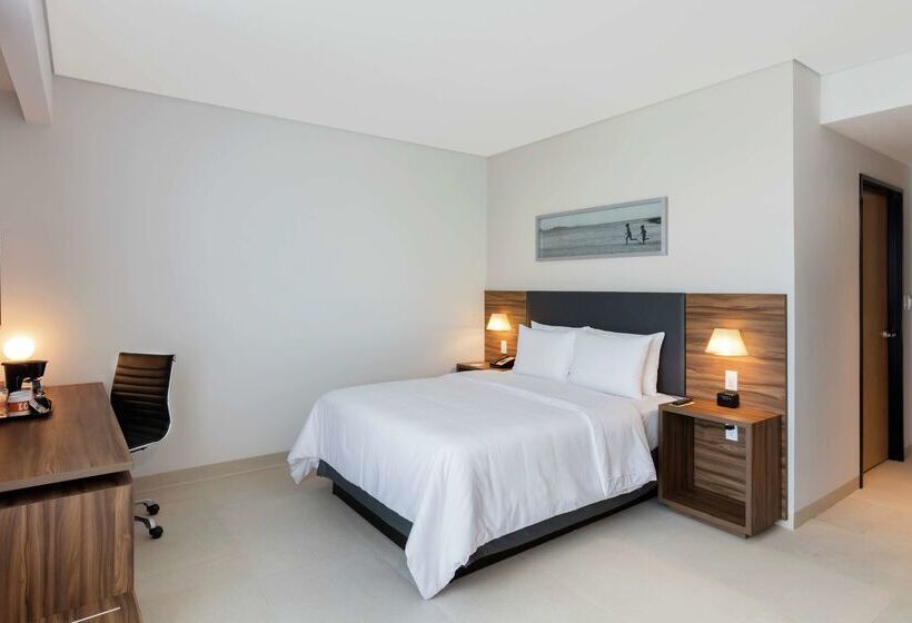 Fotos del hotel Hampton Inn By Hilton Cancun Cumbres:  23