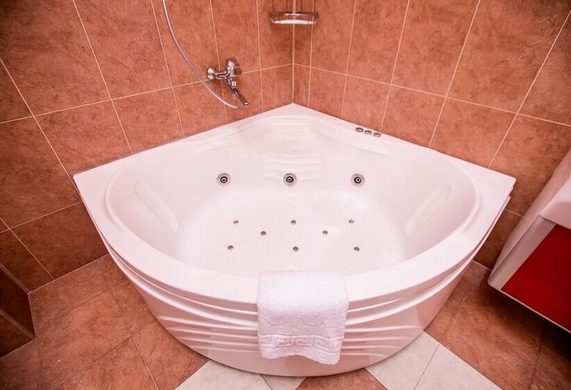 Fotos del hotel Travel:  24