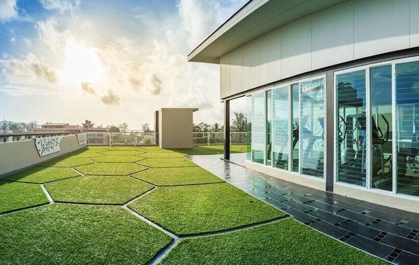 Fotos del hotel Ratana Patong Beach  By Shanaya:  10