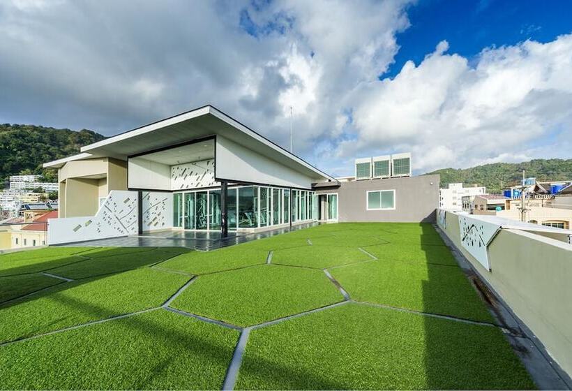 Fotos del hotel Ratana Patong Beach  By Shanaya:  2