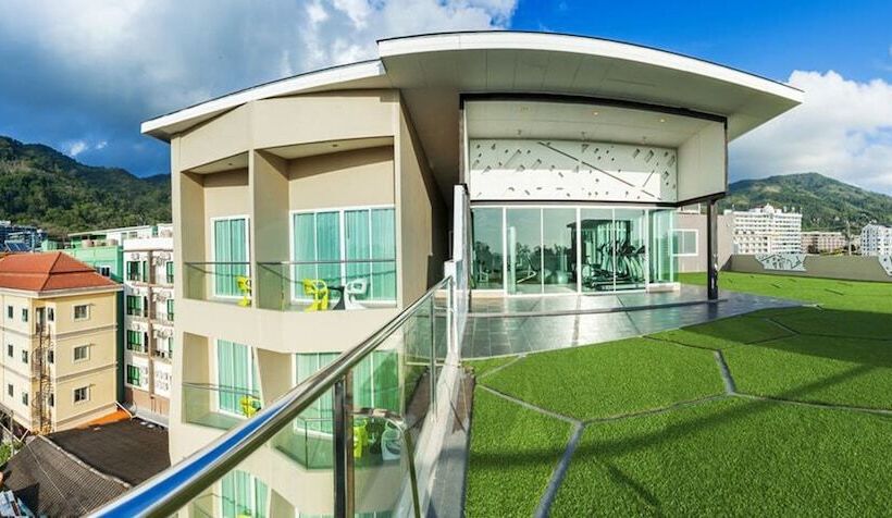 Fotos del hotel Ratana Patong Beach  By Shanaya:  13