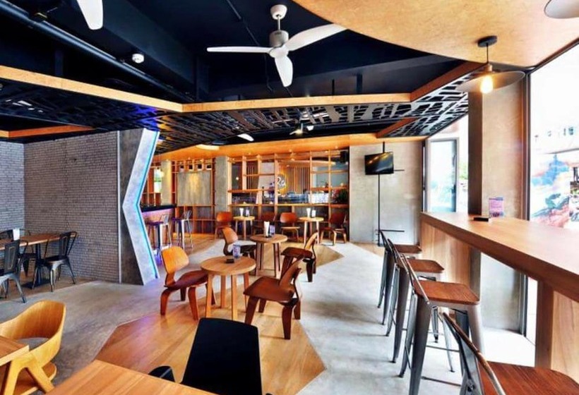 Fotos del hotel Ratana Patong Beach  By Shanaya:  4