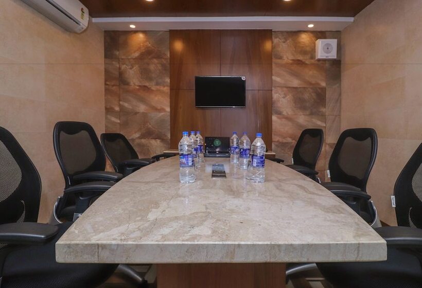 Fotos del hotel Treebo Beeu Guest House:  11