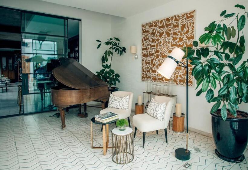 Fotos del hotel L'ôtel At Dôce18 Concept House:  21