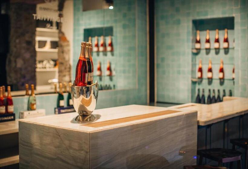 Fotos del hotel L'ôtel At Dôce18 Concept House:  3