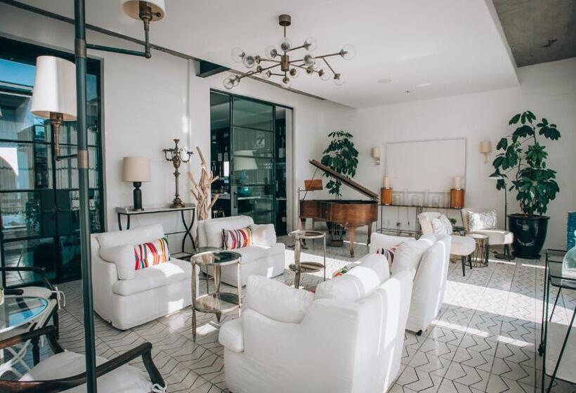 Fotos del hotel L'ôtel At Dôce18 Concept House:  22