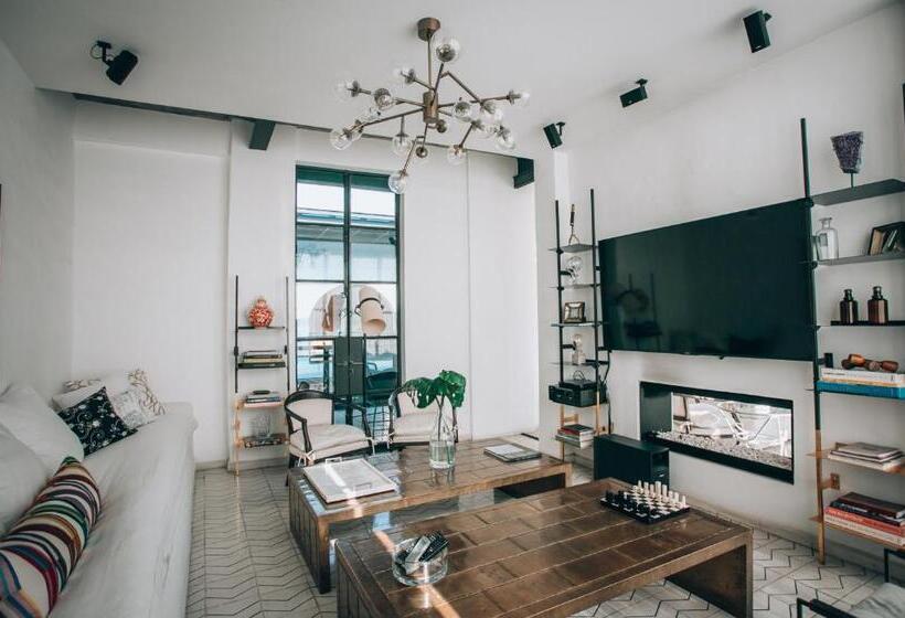 Fotos del hotel L'ôtel At Dôce18 Concept House:  10