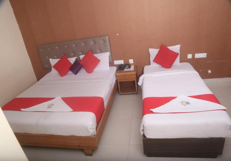 Fotos del hotel Lotus Grand:  24