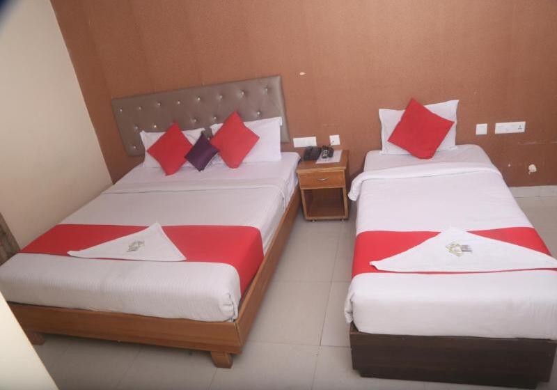 Fotos del hotel Lotus Grand:  21