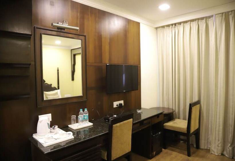 Fotos del hotel The Gandhi International:  23