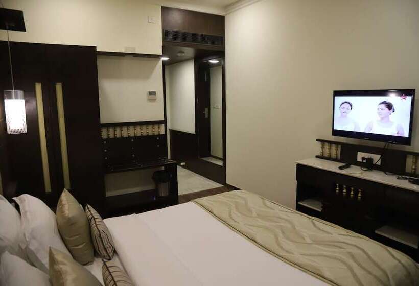 Fotos del hotel The Gandhi International:  20